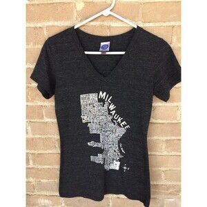 Milwaukee Gray V-Neck Short Sleeve T-shirt by Brew City - Women's Size Medium